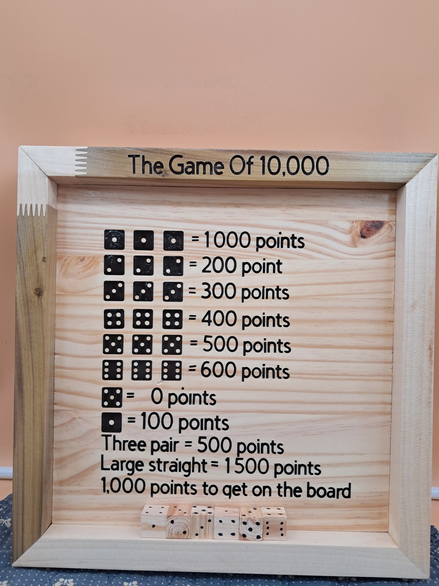 10,000 Farkel Dice Game Board With 6 Wooden Dice