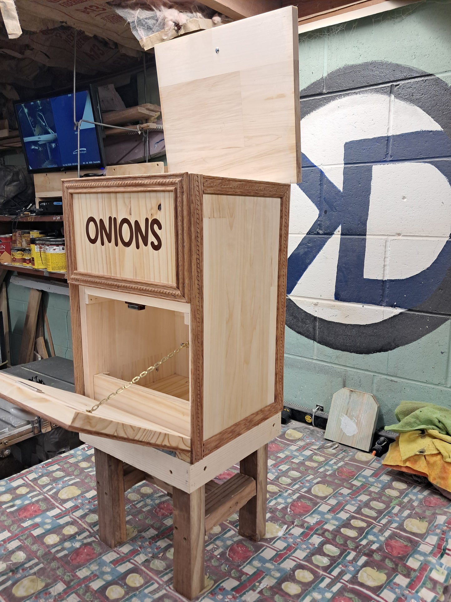 Farmhouse Vegetable / Fruit Bin Storage Container