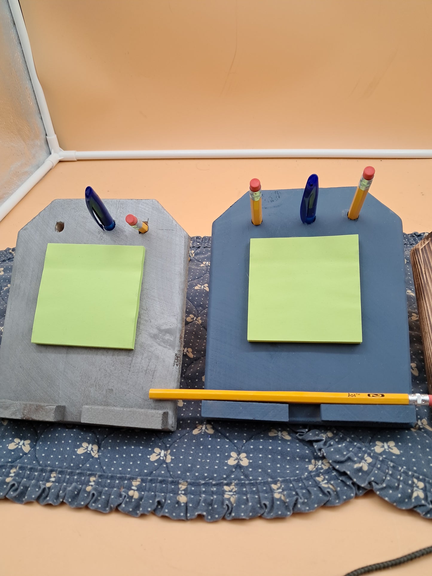 Adjustable Phone and Note planning Caddy 5.00ea to 7.00ea