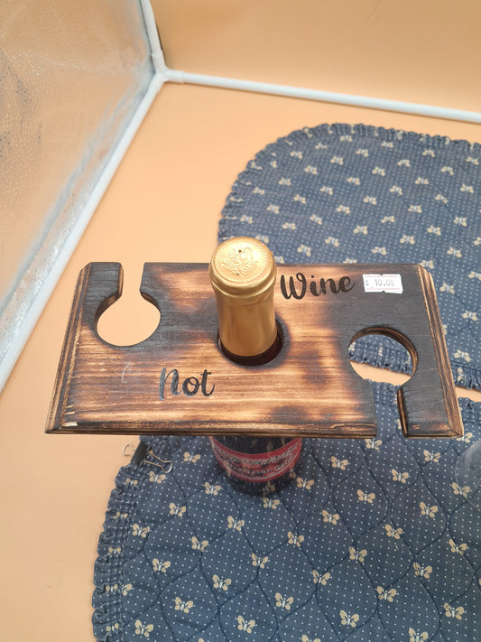 Customizable Wine Bottle & Stramware