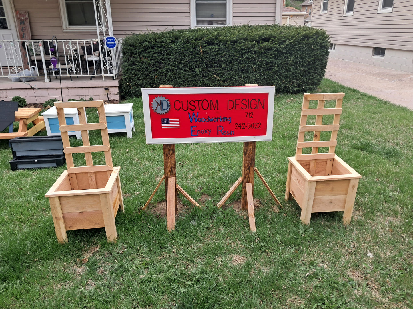 16x16 Cedar Planter With trellis 1 for 40.00 2 for 70.00
